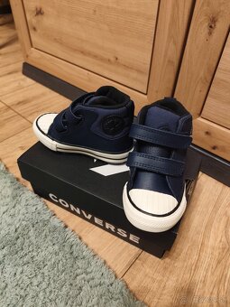 č.22 Nové prechodné detské topánky Converse - 2