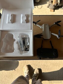 Dron dji mini se - 2