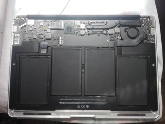 Apple MacBook Air.Mid 2011.A1369. EMC 2469. - 2