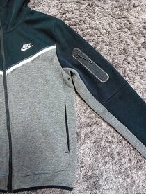 Nike Tech Fleece Black - Grey - 2