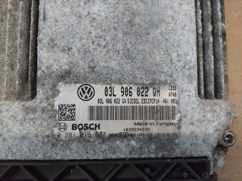 riadiaca jednotka motora 03L906022QH - 2