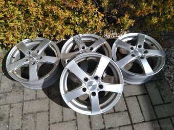 Alu disky DEZENT 6J-5x114,3 r 15" - 2