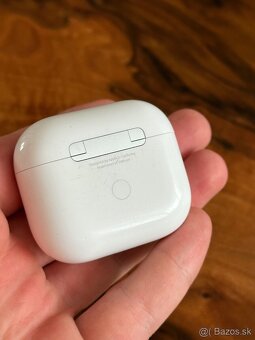 Apple AirPods 3 nahradne nabijacie puzdro - 2