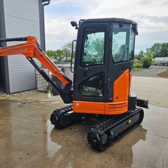 Minibager Hitachi ZX 26U - 2