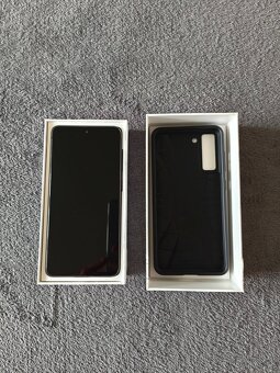 Samsung Galaxy S21 FE 5G - 2