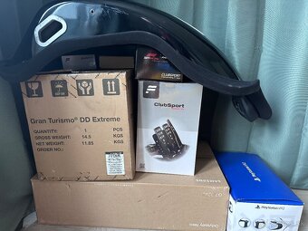 Rozpredám SIMRIG - Fanatec, PS VR2, Trakracer - 2