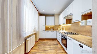 ŠACA - pekný 3 izbový zariadený byt ul. Železiarenska, 64 m2 - 2