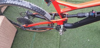 Celoodpružený bicykel YT karbon 27.5 - 2