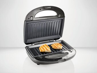 Nový nerozbalený Sendvičovač/toustovač 3v1 Silvercrest 750W - 2