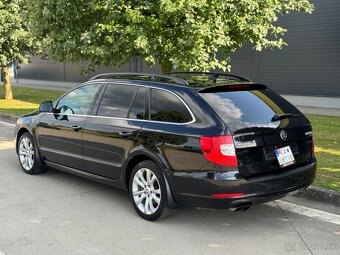 SUPERB 2.0 tdi DSG - 2