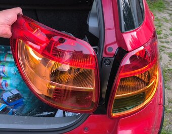 Predám použité zadné ľavé svetlo na Suzuki SX4 - 2