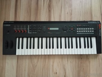 Yamaha MX49 - 2