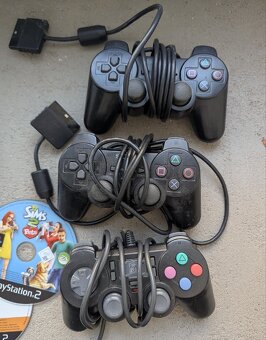 Herná konzola Sony PlayStation 2 Slim + 3 ovládače - 2