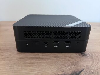 Minisforum UM773 Lite - 2