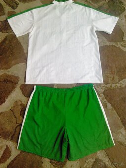 NOVÝ ŠPORTOVÝ PÁNSKY DRES - 2