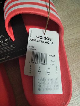 Šľapky adidas - 2