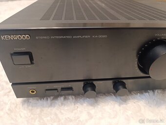 Zosilovač Kenwood - 2