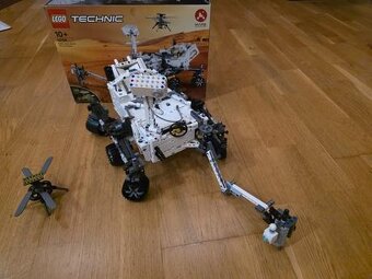 Lego technic NASA Mars Rover Perseverance - 2
