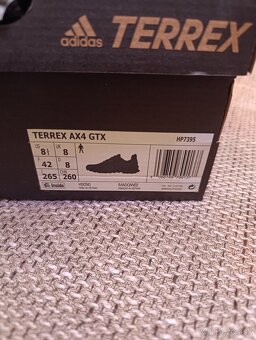 Predám botasky Adidas terrex - 2