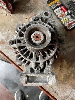 Fiesta ALTERNATOR - 2