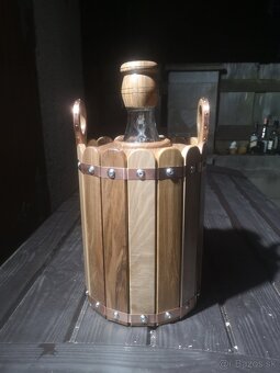 Predám drevom obložené demižóny – 5 l a 2 l - 2