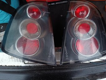 Škoda Fabia Zadne svetla - 2