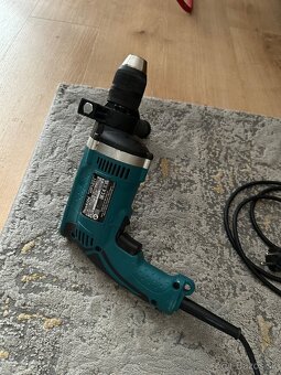 Makita HP1631 - 2