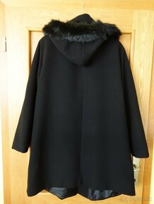 Krásny čierny kabát veľ. 52 - 2