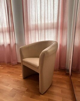 Kožené kreslo - 2