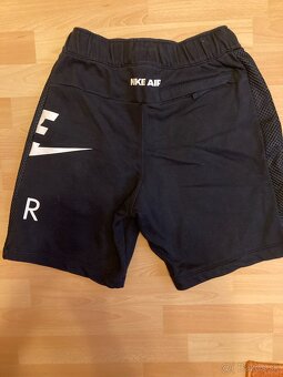 Basketbalové kraťasy jordan XS. - 2