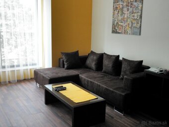 Prenájom 2 izbového bytu 69m2, Staré Mesto, Five Star, Ba - 2