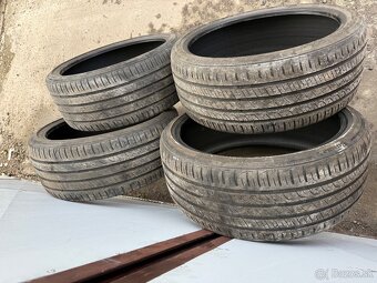 Predam letne pneumatiky Barum 225/35 r19 - 2