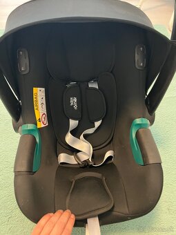 Autosedačka - Britax Römer Baby-Safe iSense - 2