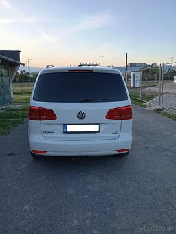 Volkswagen Touran 1.6 TDI BlueMotion - 2