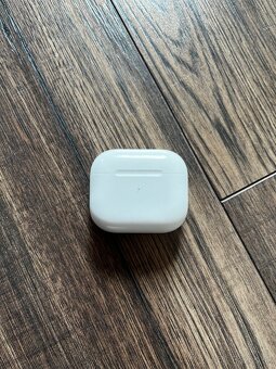 AirPods 3 - 2