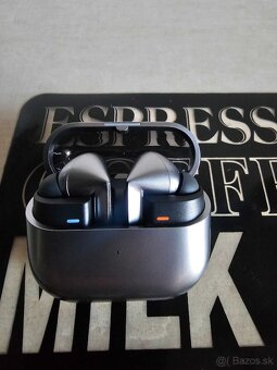 Samsung Galaxy Buds3 Pro, stříbrná - 2