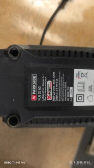 Parkside Nabíjačka na akumulátor PLG 20 C3 20 V/4,5 A - 2