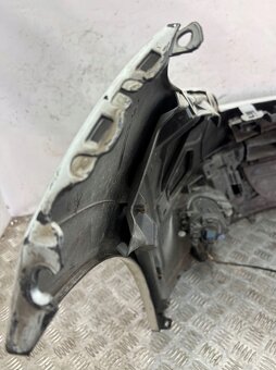 Renault Megane III 3 2008- predný nárazník - 2