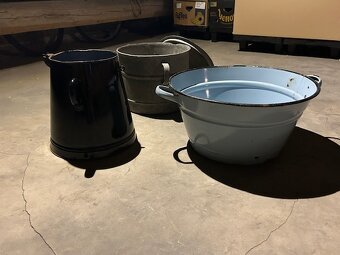 Predám smaltované a pozinkovaná hrnce na zabíjačku,zaváranie - 2