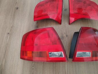 Audi A4 B7 combi zadné svetlá - 2
