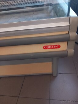 Cladiaca vitrína - 2