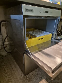 Gastro umývačka elektrolux+ automatický zmäkčovač - 2