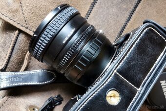 Nikkor 20mm f/2.8 AF-D - v krabici - 2