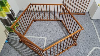 Drevená detská ohrádka - 2