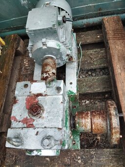 Elektromotor s prevodovkou - 2