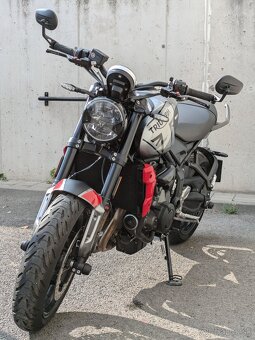 Triumph Trident 660 (2021) – Zard, STK 09/2029 - 2