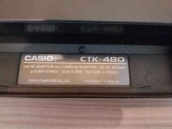 Funkcny elektricky klavir znacky CASIO.. - 2
