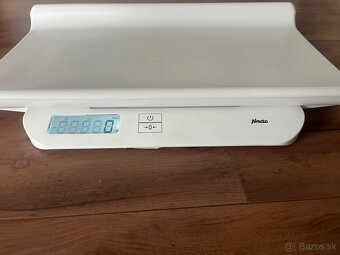 Digitálna dojčenská váha pre deti Alecto - 2
