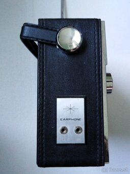 Crown TRF-2200V - 2