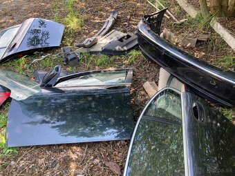 Darujem diely bmw e65 - 2